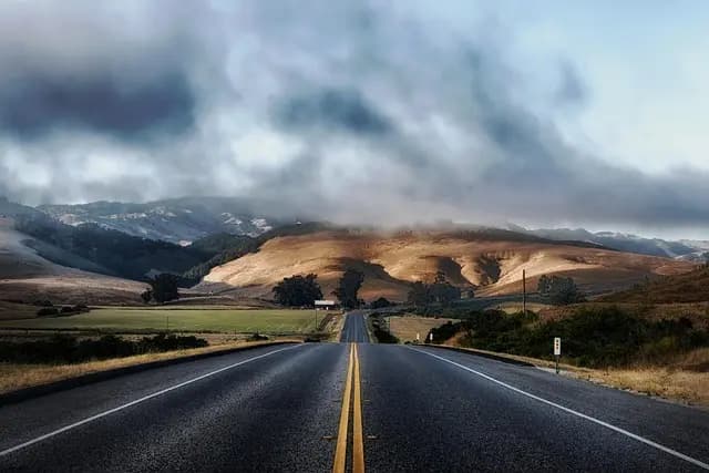 Las mejores rutas en coche para recorrer España