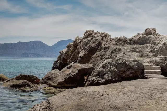 Guía práctica para explorar la Costa Brava: secretos y maravillas