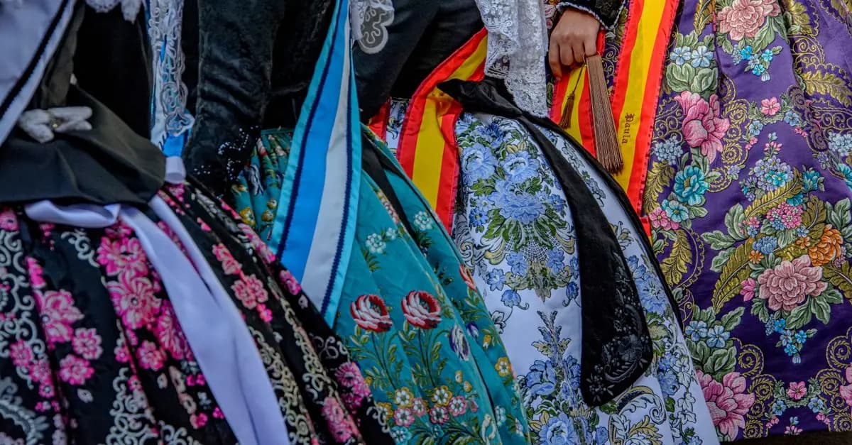 Cómo disfrutar de las fiestas populares en España