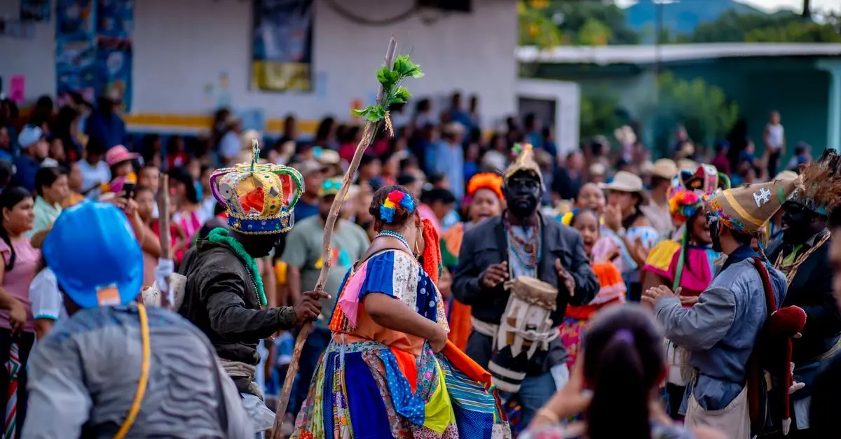 Cómo descubrir las tradiciones culturales de España en tu viaje